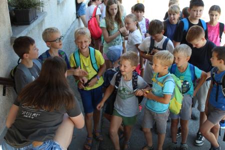 Oratorij Šmartno v Tuhinju 200 pohodnikov na poti (8)